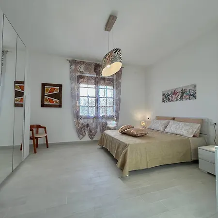 Residenza Serra 公寓 *